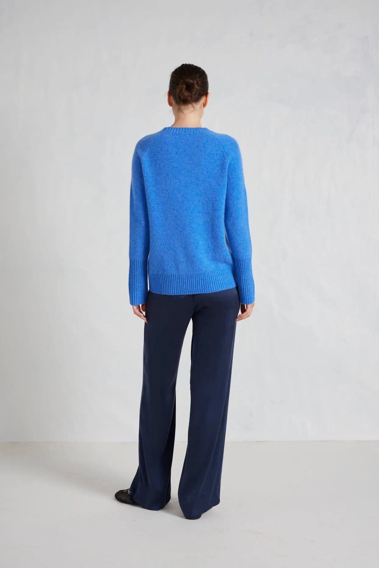 Fifi Crew Cashmere Sweater in Lagoon