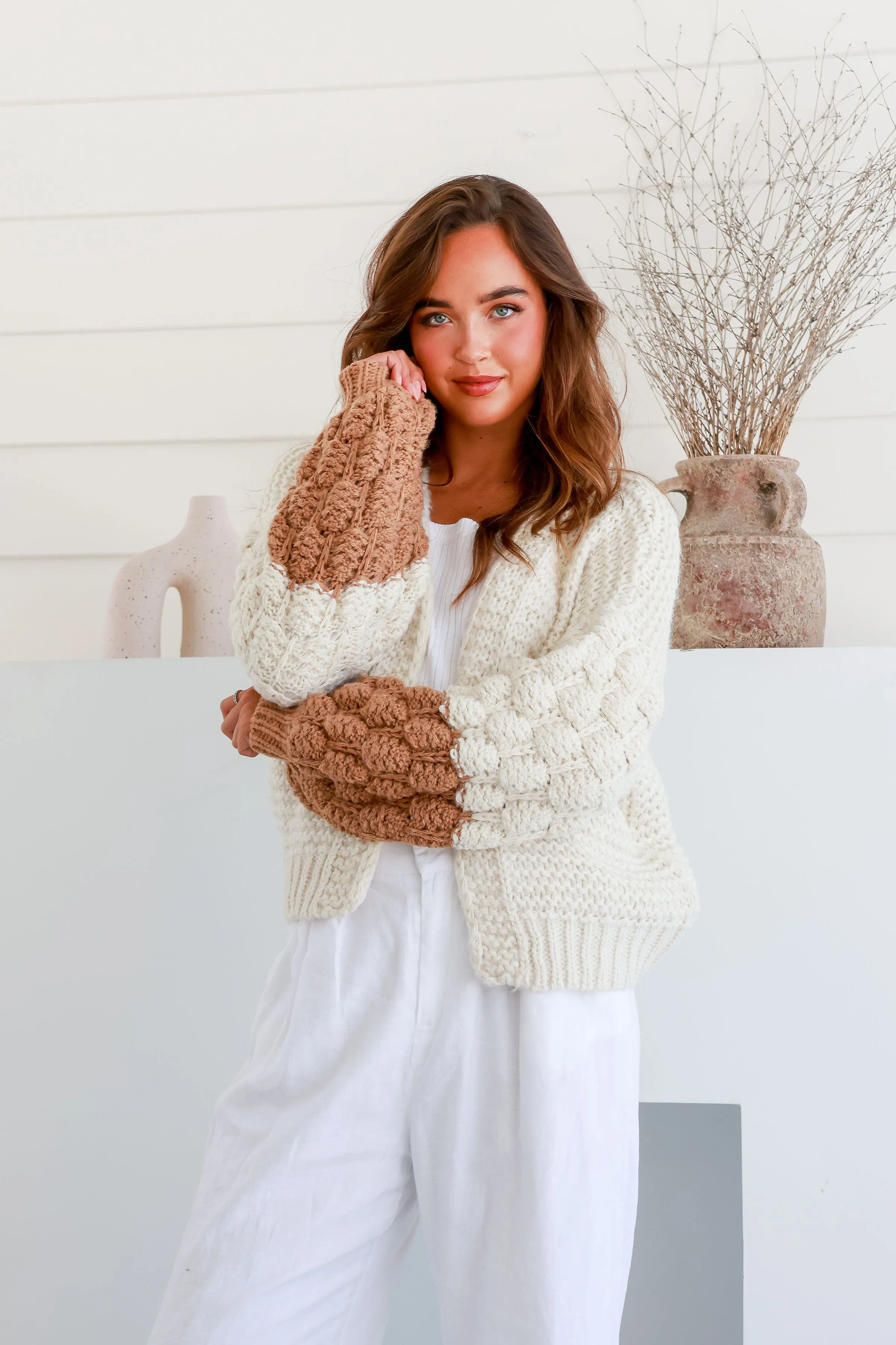 Molly Ombre Sleeve Knit - Tan/Cream