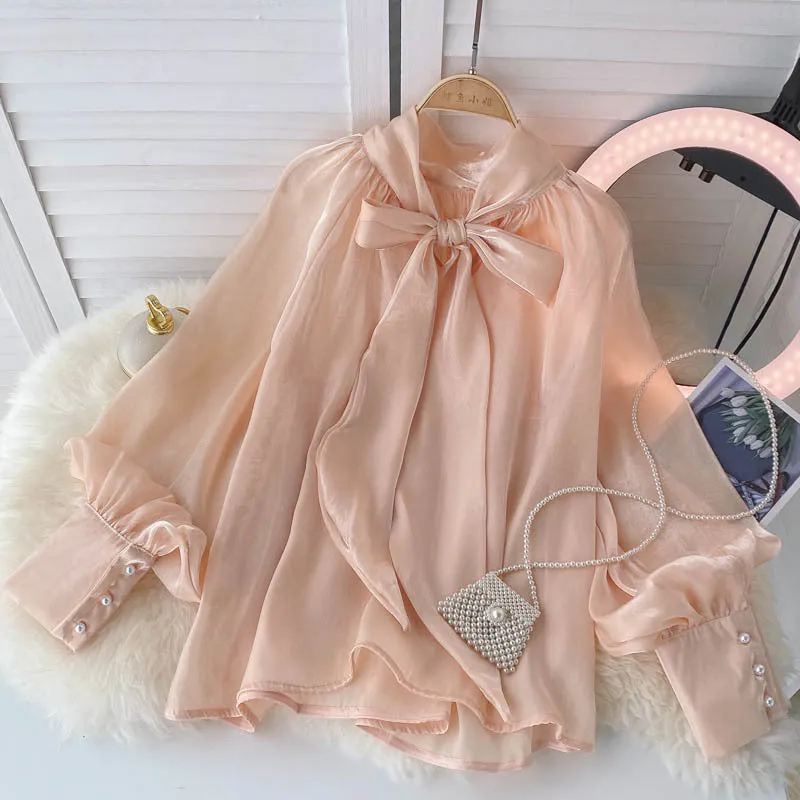 Woman Elegant Puff Sleeve Bowtie Shirt