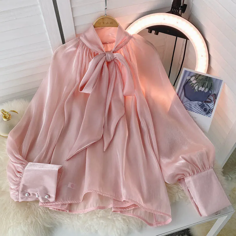 Woman Elegant Puff Sleeve Bowtie Shirt